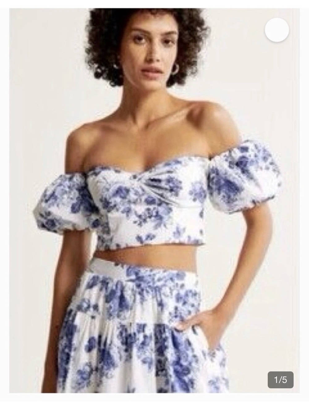 NWT Abercrombie & Fitch White Blue Emerson Floral Off Shoulder Crop Top Women M